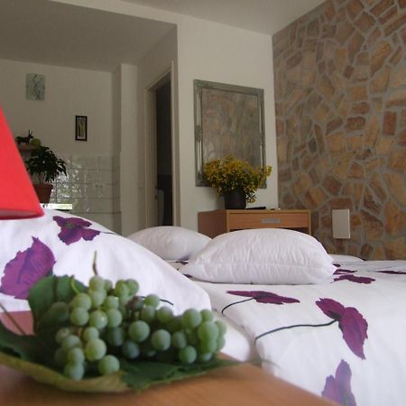 Guest House Korado Ρόβινι Εξωτερικό φωτογραφία