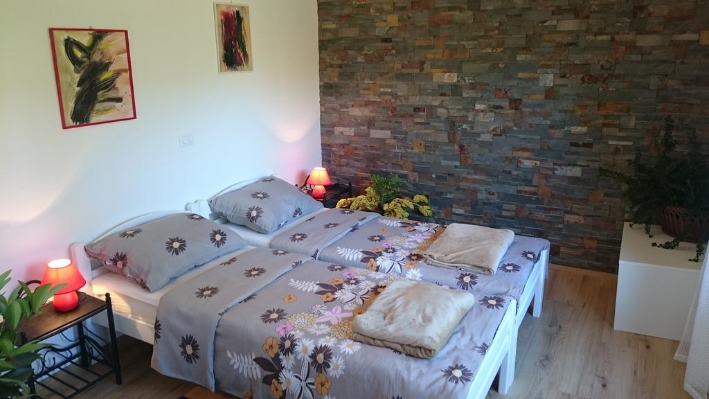 Guest House Korado Ρόβινι Εξωτερικό φωτογραφία