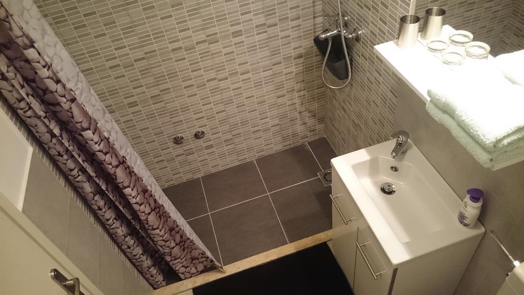 Guest House Korado Ρόβινι Εξωτερικό φωτογραφία