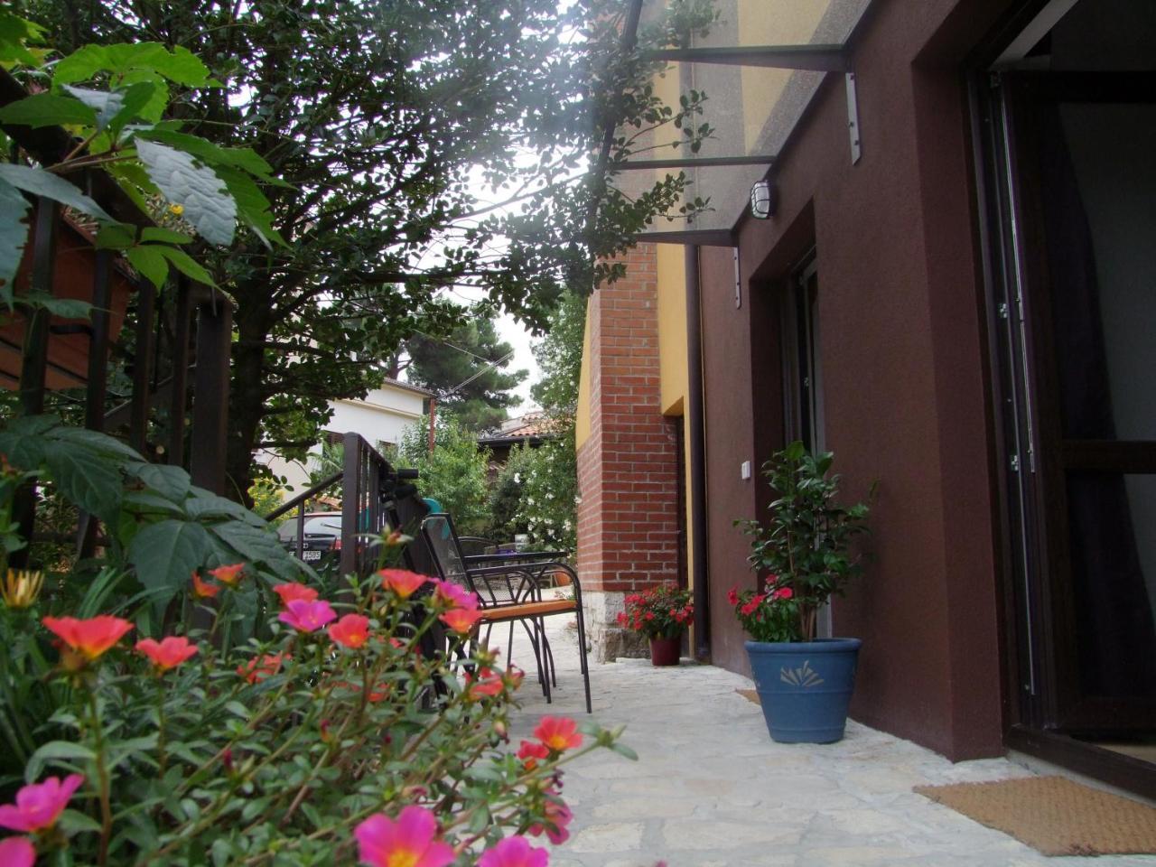 Guest House Korado Ρόβινι Εξωτερικό φωτογραφία